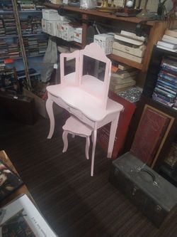 Pink Child Vanity
