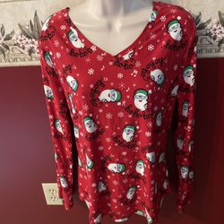 No Boundaries Christmas Top