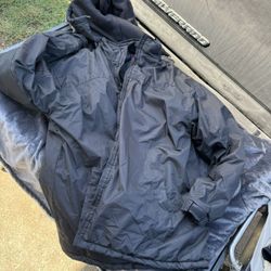 Warm Men’s Jacket Size Large 