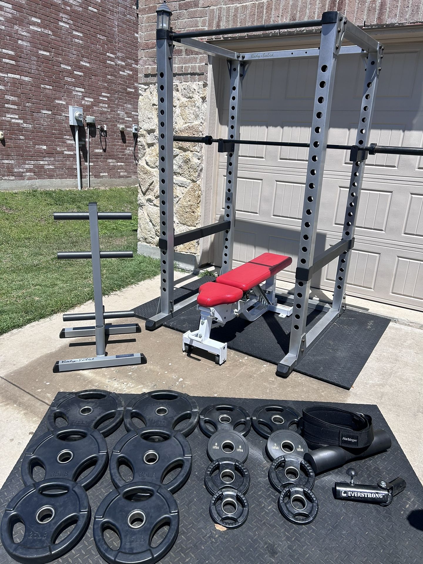 Rack/bench/bar/weights/tree/extras 