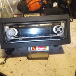 2001 Pioneer AM/FM Stereo Hidden CD Player I Think It's I Mean It Might Be Older But It Says 2001 On It It's Not Free Make An Offer And Let Me Know