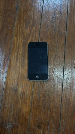 Fully Working Iphone 4 Does Not Come With Charger