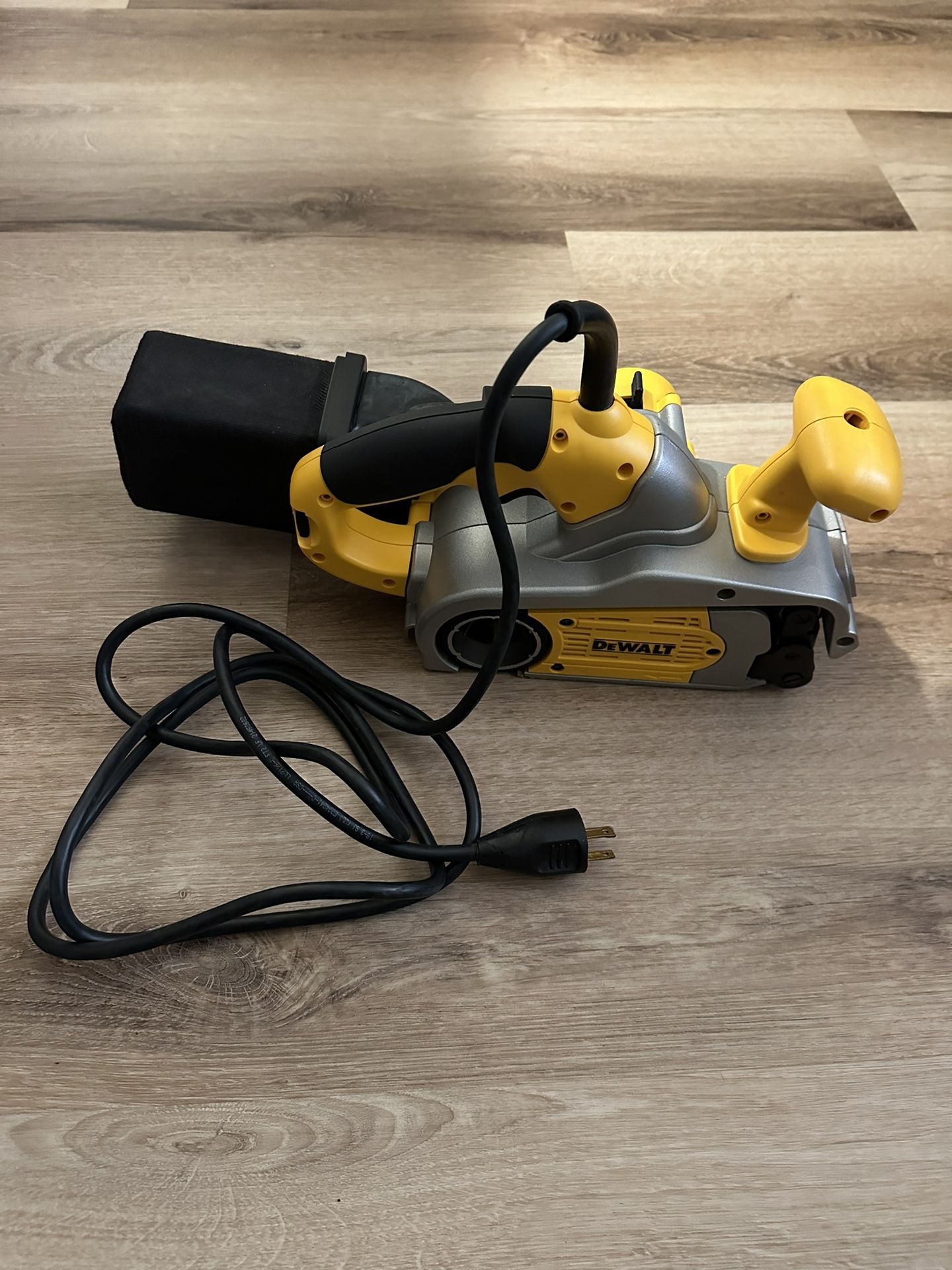 DEWALT Belt Sander — 120V, 3in. x 21in. Belt Size, Model# DW433