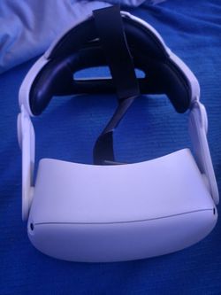 Meta Quest 2 VR Headset