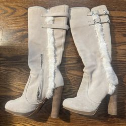 Victoria secret Fur Boots 