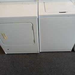 Matching washer and gas dryer set with warranty 