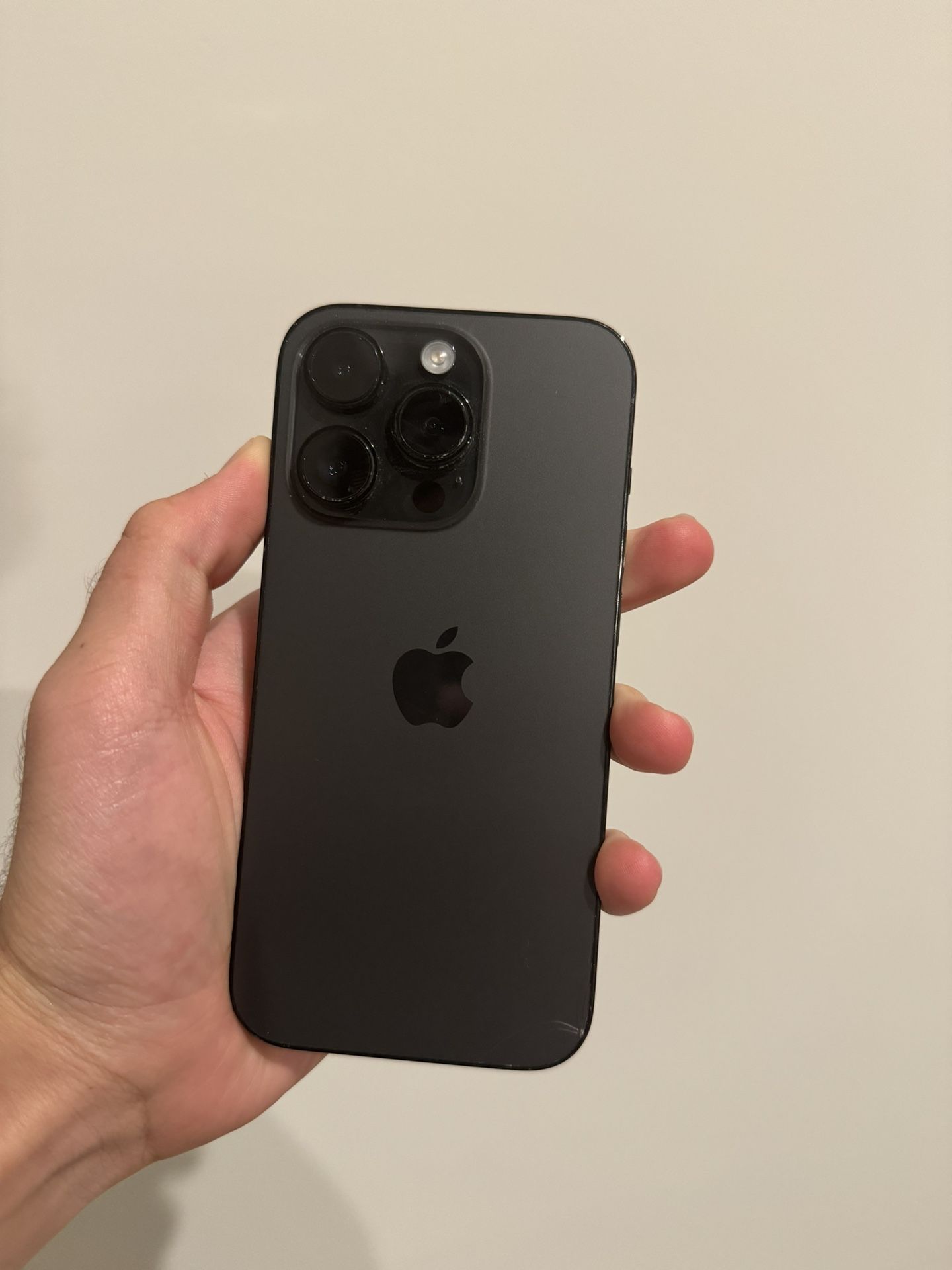 iPhone 14 Pro