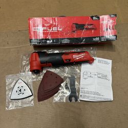 Milwaukee M12 FUEL 12V Lithium-Ion Cordless Oscillating Multi-Tool (Tool-Only)