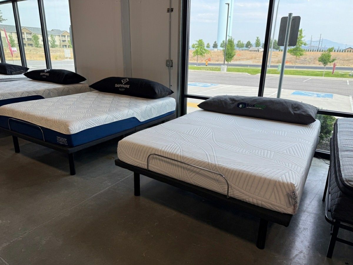 Mattress Liquidation! ! Twin, King, Queen MUST GO!