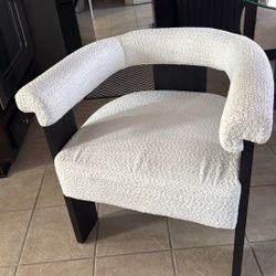 Dining Room Chairs 