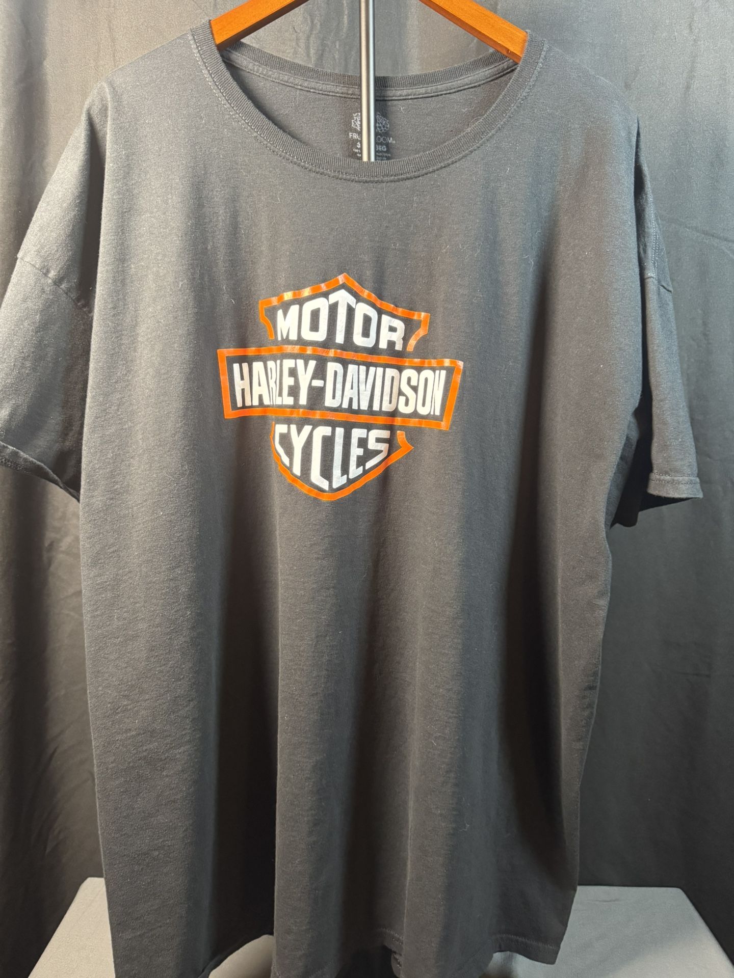 Graphic Tee: Harley Davidson (*No Harley Tag)