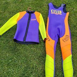  Wet Suit / Wetsuit 