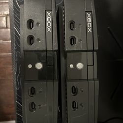 TWO Xbox Original 
