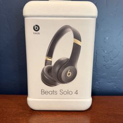 Beats Solo 4