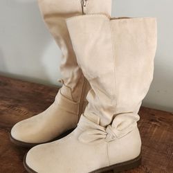 Beige boots for big girls size 4 new 