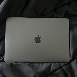 ALMOST NEW* MacBook Pro With Touchbar 2021