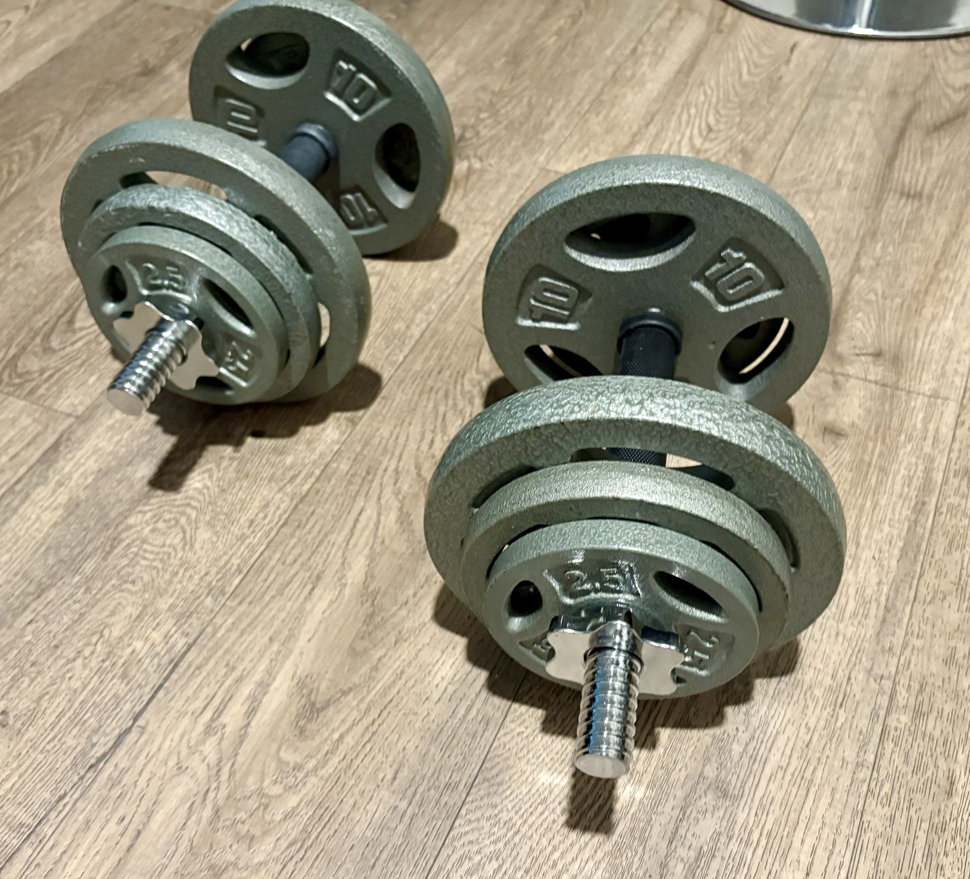 Set Of Standard Adjustable Dumbbells CAP Olive 10s 5s And 2.5s  [total:  80 lbs]