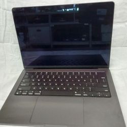 Apple Laptop