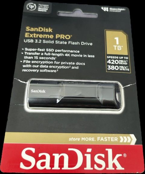 SanDisk 1TB Extreme PRO USB 3.2 Solid State Flash Drive