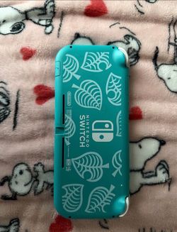 Nintendo Switch Lite Animal Crossing Edition