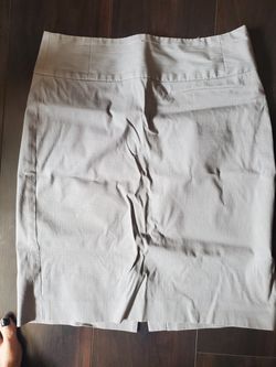 Women's Banana Republic Grey Pinstriped Skirt