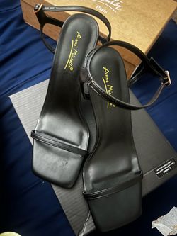 Anne Michelle open-toe heeled