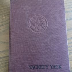Yackety-Yack 1967 Yearbook Of The University Of North Carolina At Chapel Hill