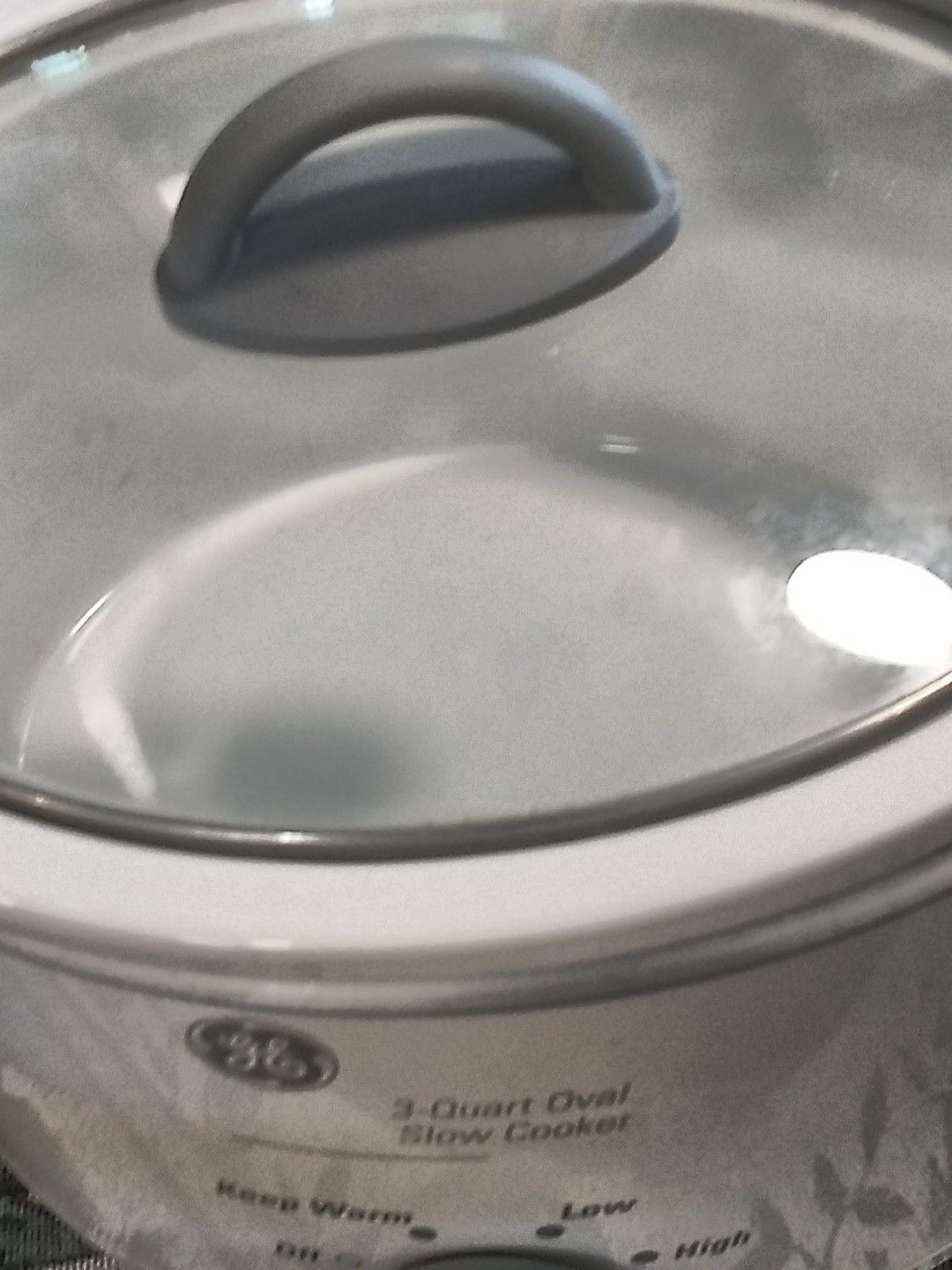 GE 3-Quart Oval Slow Cooker Crockpot for Sale in Spring Hill, FL - OfferUp