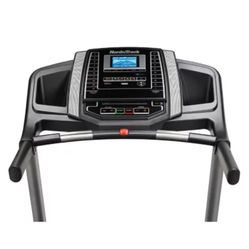 Treadmill - Excellent Condition 