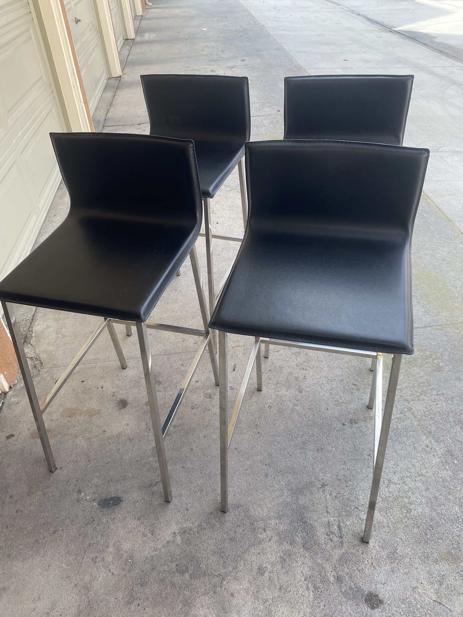 4 Leather Counter Top Chairs