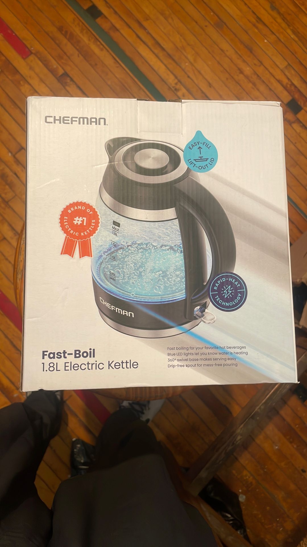 Chefman Fast Boil. 1.8L Electric Kettle