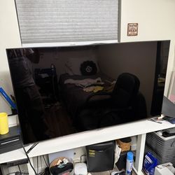 46" Samsung Flagship Smart LED TV (F8000 Series) - Mint Condition