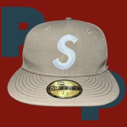 Supreme Characters S Logo New Era (7 1/2)
