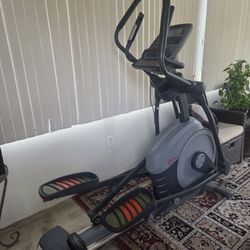 FreeMotion 545 Elliptical