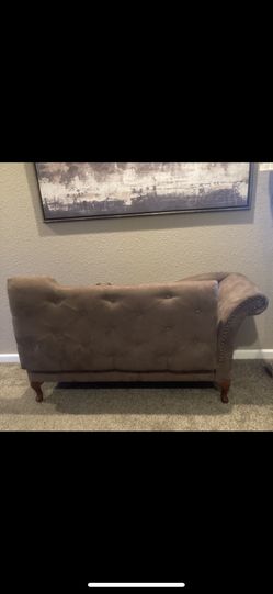 Lounge brown chair $90