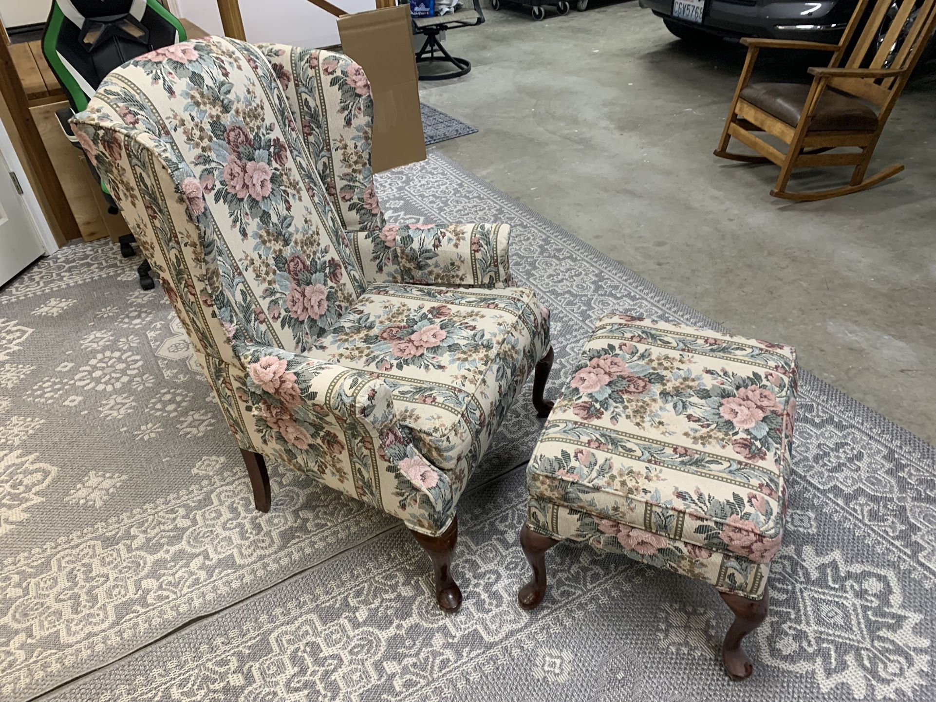 Broyhill Wingback Chair With Ottoman