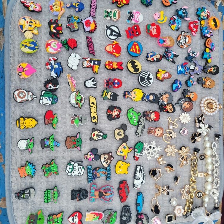 8 Piece Designer Croc Charms Nike/GG/CC/Dior And More for Sale in Newport  Beach, CA - OfferUp