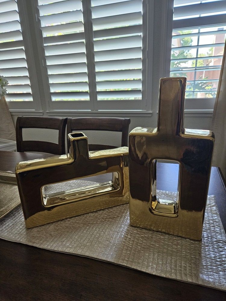 Miami Vase (like new) Set Of Two