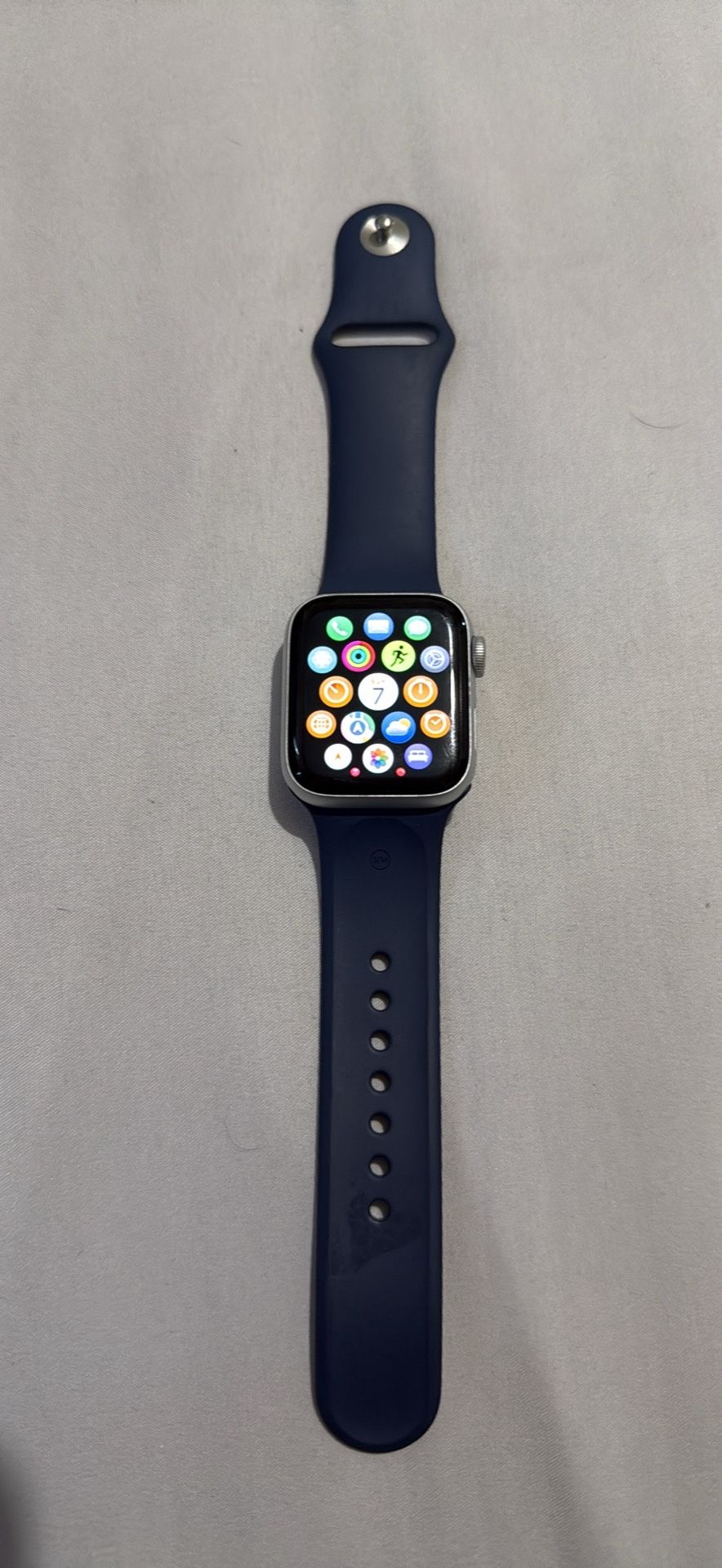 Apple SE Watch generation 2