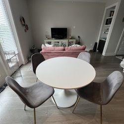 Table And Chairs Set