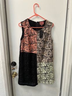 Women’s dress size M