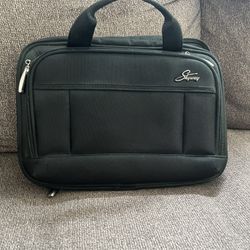 Skyway Carry On Case 