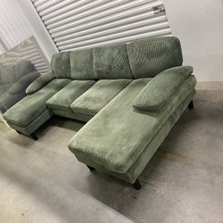 Sectional Sofa 