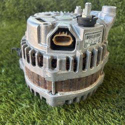 2012 Infiniti G37 Alternator 