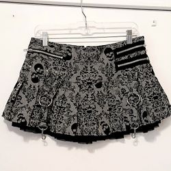 Super Cute Skull Skirt S 🎃 New With Tags