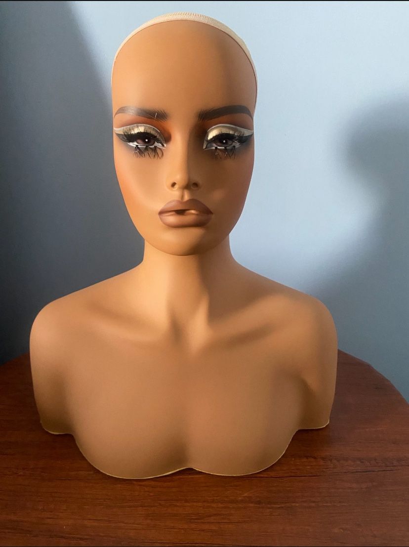 New Wig Mannequin Head