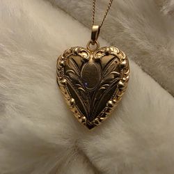 Vintage 10k Lock It Pendant