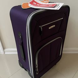 NEW Carry On Suitcase W/ Spinner Wheels, Expandable Soft Side Spinner Wheel Luggage, Purple !
