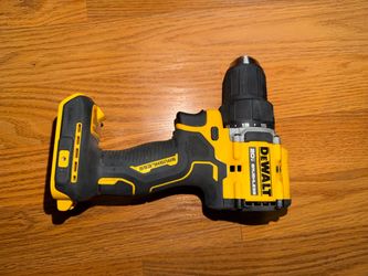 DeWalt cordless drill driver, DC D794