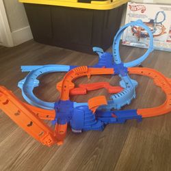 Hots Blast Launcher Face-Off  Track Set